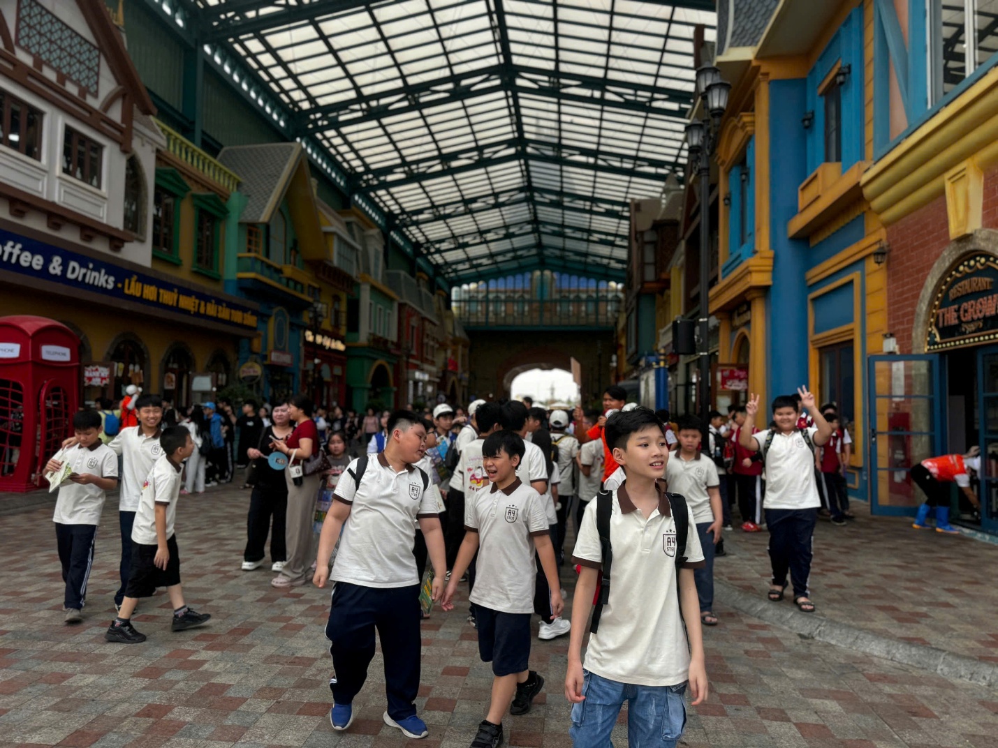 C:\Users\Nguyễn Thu Hòa\Desktop\z7658699369337_96a61ba482201e1fe0660a569eb7736d - Sao chép.jpg