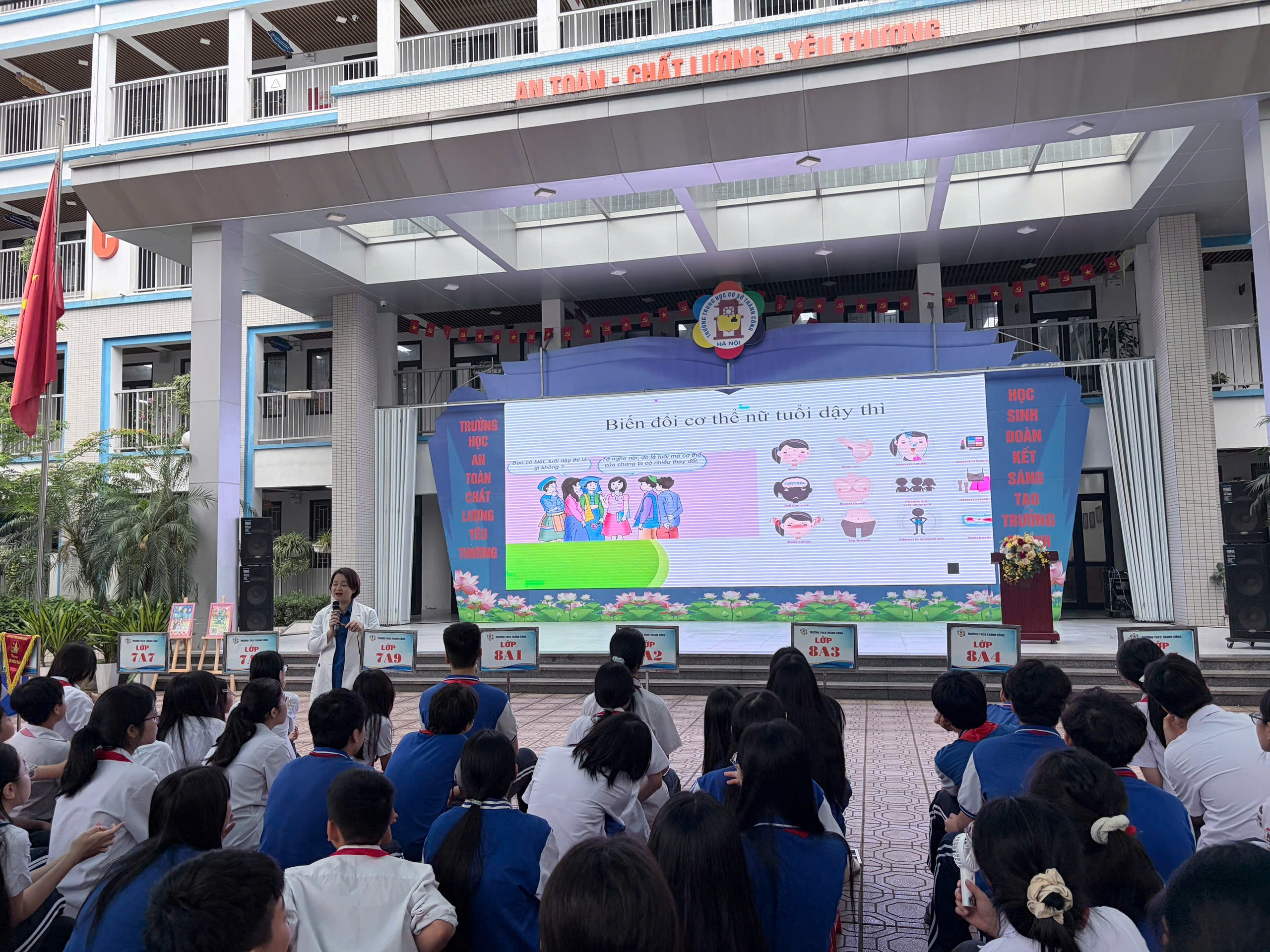 A group of children in front of a large screen

AI-generated content may be incorrect.