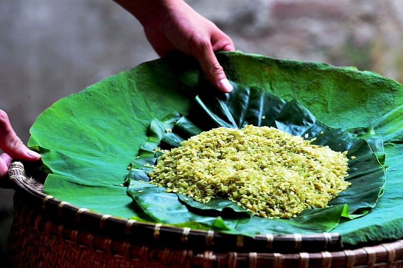Cốm làng Vòng - Đặc sản của mùa thu Hà Nội